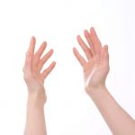 手の震えの原因と考えられる病気とは？